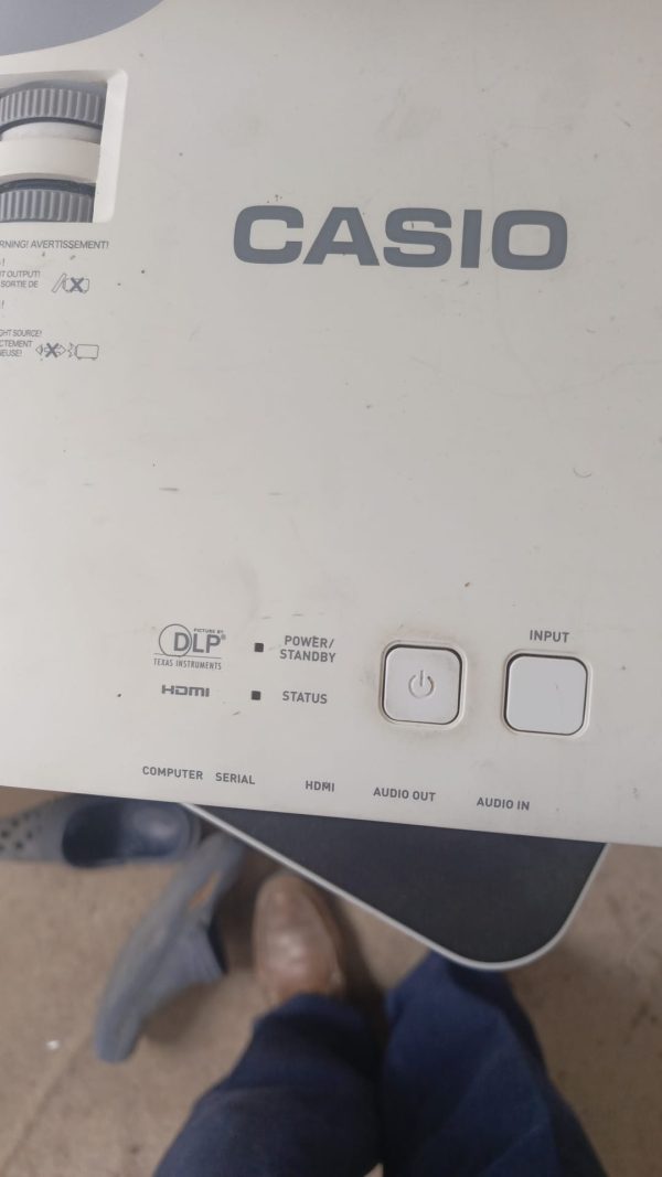 Casio Projector HDMI - Image 4