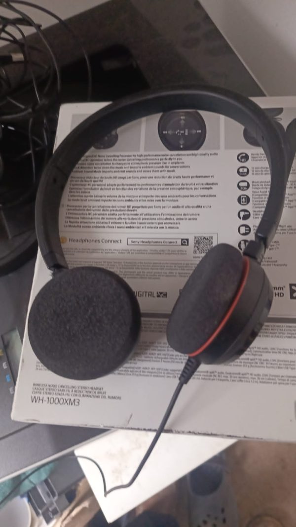 Headphones - Image 8