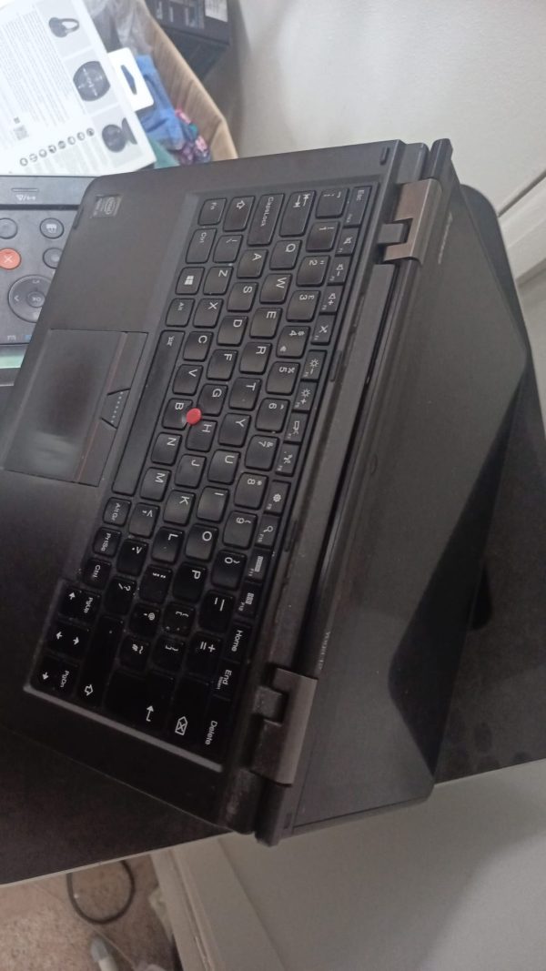 Laptop ThinkPad YOGA touchscreen - Image 3